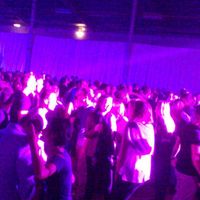 In der Partyhalle