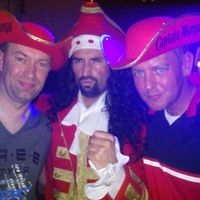 Captain und Mannschaft